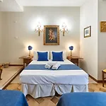 Fabrizio's 4*