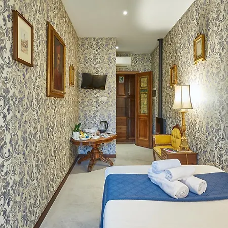 Fabrizio's Bed and Breakfast 4*