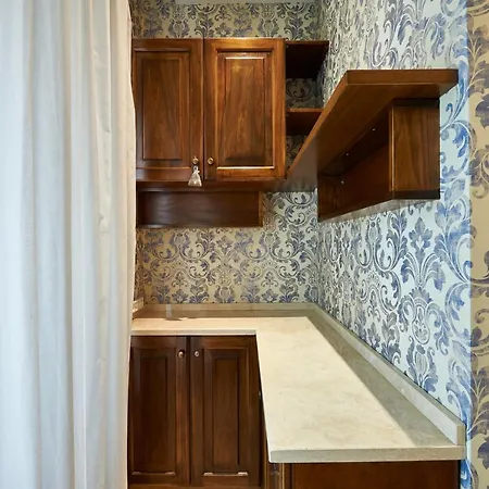 Fabrizio's Bed & Breakfast 4*