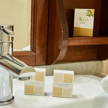 Couette-café Fabrizio's 4*