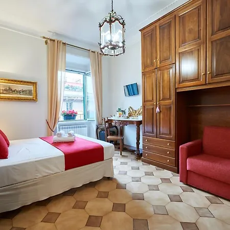 Fabrizio's Couette-café 4*