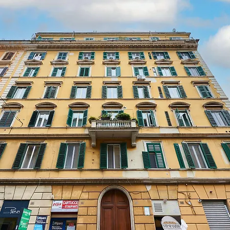 Couette-café Fabrizio's 4*