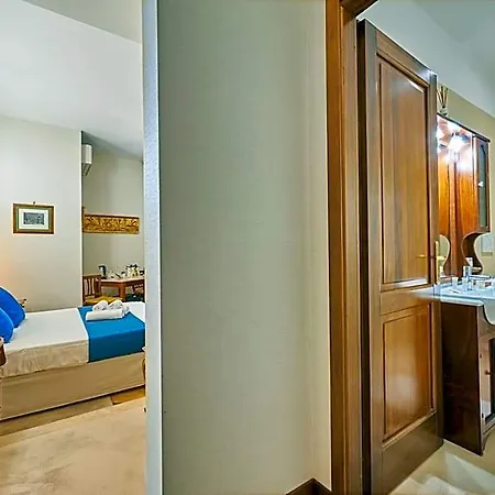 Fabrizio's Bed & Breakfast 4*