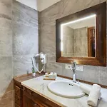 Fabrizio's Couette-café 4*