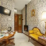 Fabrizio's 4*